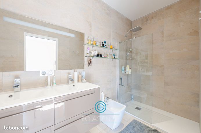 Appartement 4 pièces 103 m² — 18