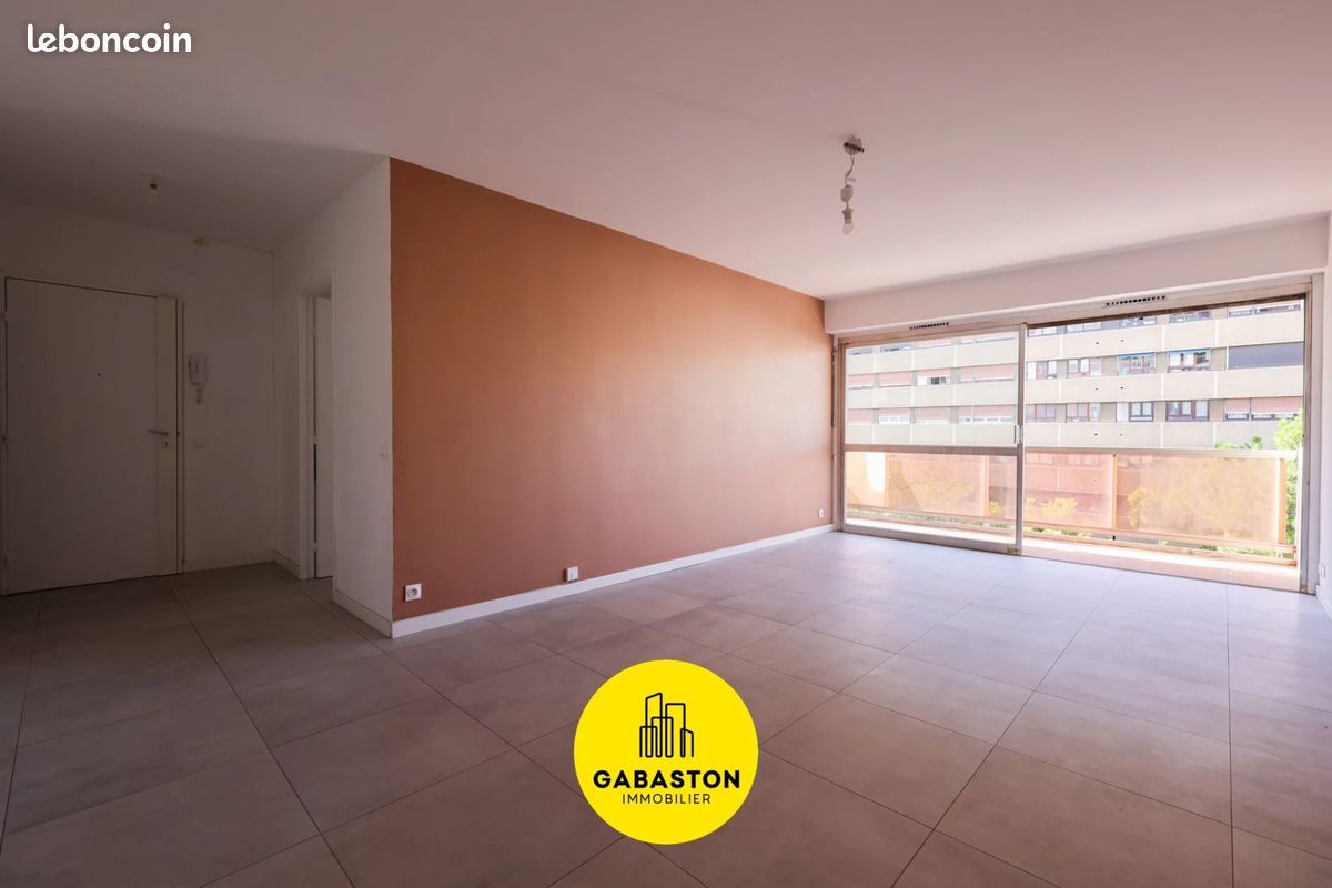 Appartement 4 pièces 87 m² · à Marseille · 87 m² · 270 000 €