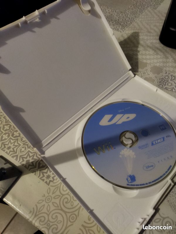 Jeu Wii Là-Haut Disney (image 3)