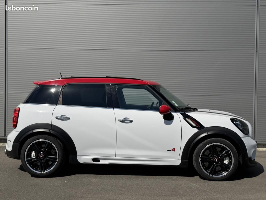 Mini Countryman JOHN COOPER WORKS ALL4 1.6 218 CH BVA6 / SUPERBE ETAT TOIT OUVRANT JCW (image 2)