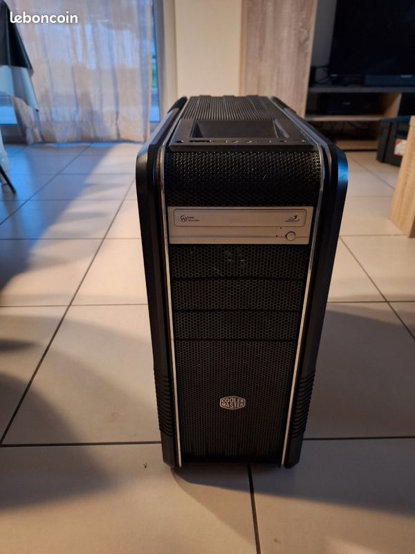 PC DELL 990 SFF Core I3-2120 Ram 16Go Disque 240 Go SSD Wifi W7