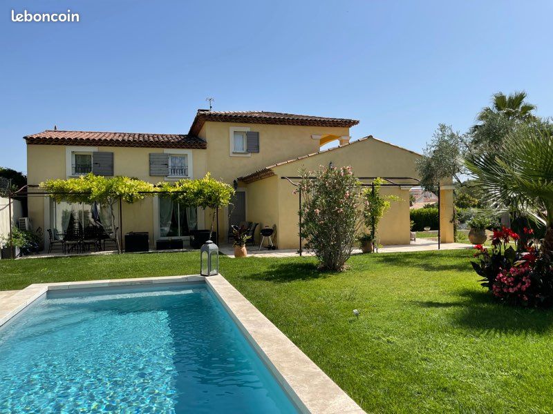 Maison 4 pièces 95 m² · à Pierrevert · 95 m² · 1 500 €/mois