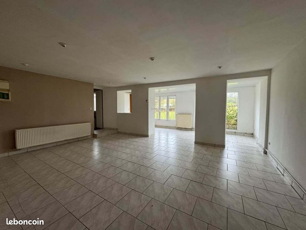 Appartement 3 pièces 78 m² · à Étroeungt · 78 m² · 525 €/mois