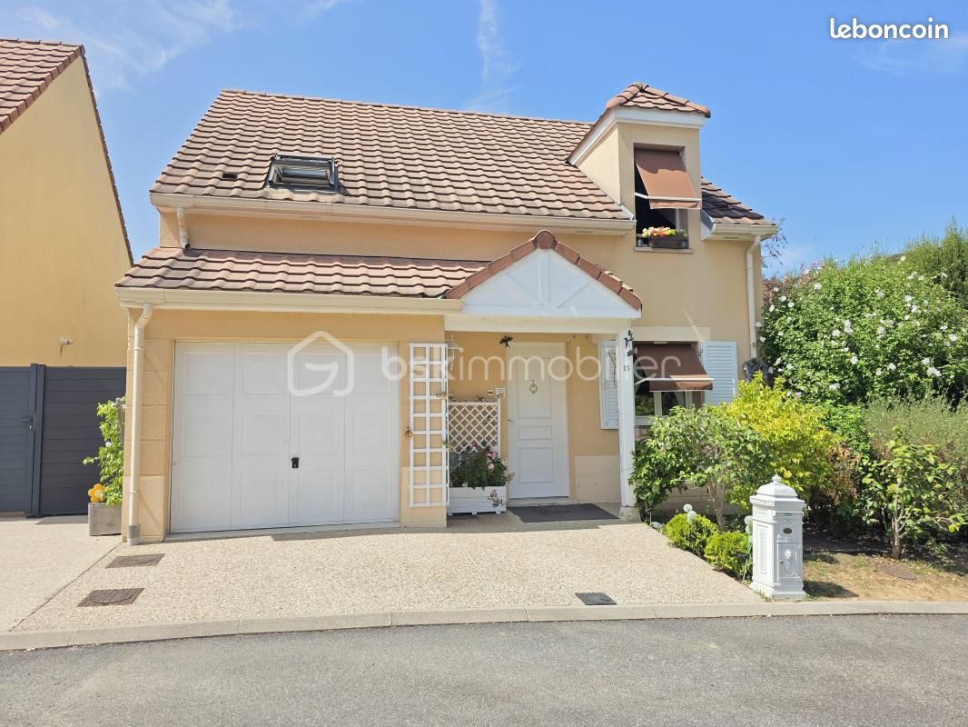 Maison 5 pièces 96 m² · à Ballainvilliers · 96 m² · 378 000 €