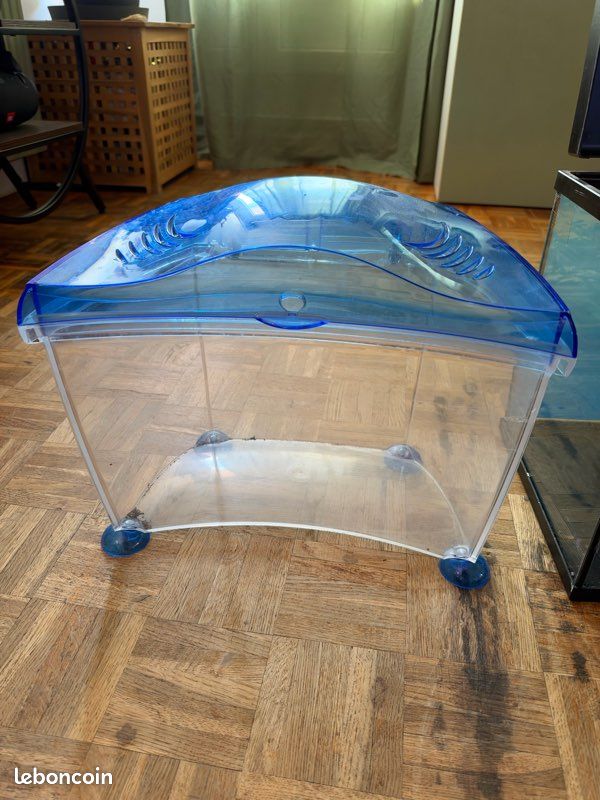 Aquarium (image 1)