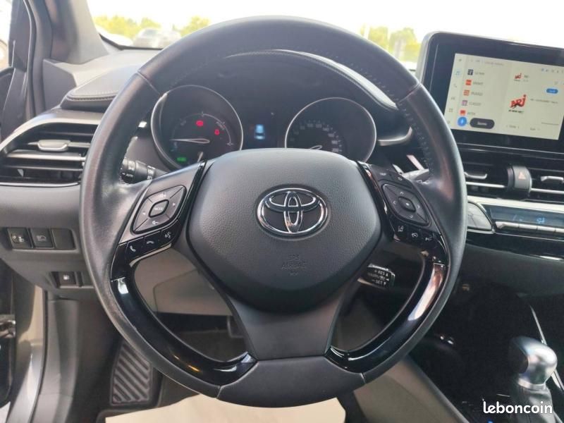 Toyota C-HR 1.8 Hybride 122ch Design E-CVT (image 16)