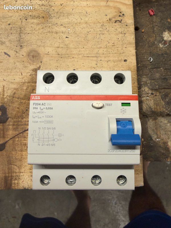 Inter diff ABB tri 25a/30ma (image 1)
