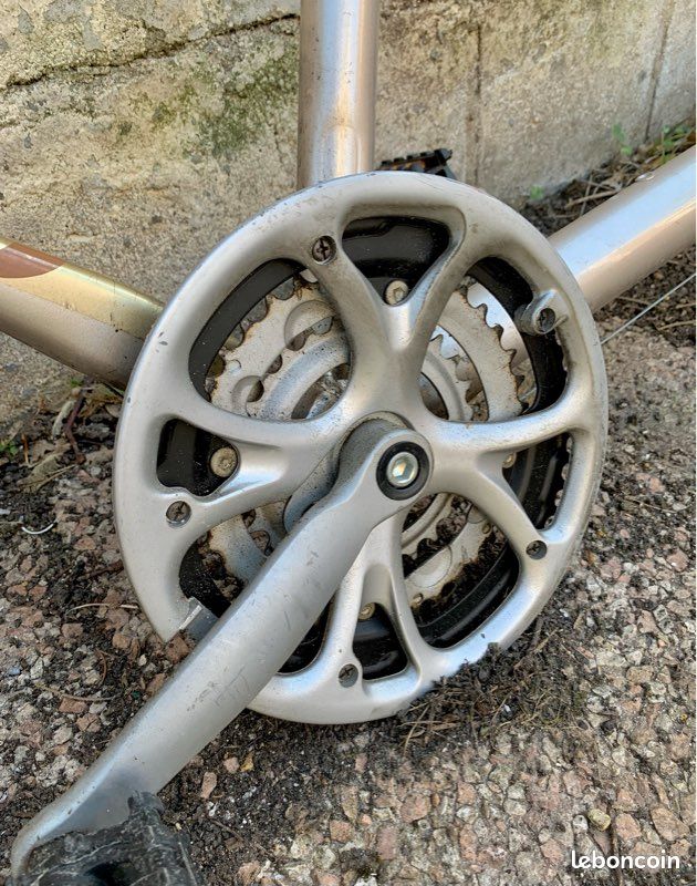 Qqes pièces vélo / VTT (cadres, jantes, freins….) (image 4)