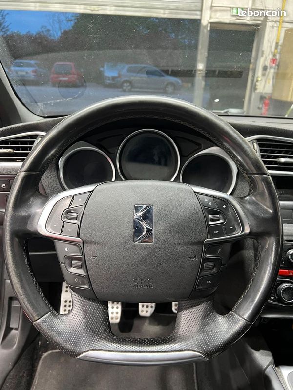 CITROEN DS4 1.6 E-HDI 110 EXECUTIVE, Garantie, 2012 (image 14)