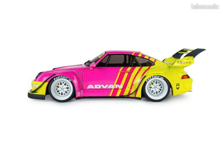 Porsche RWB pink 1/18 Solido (image 4)