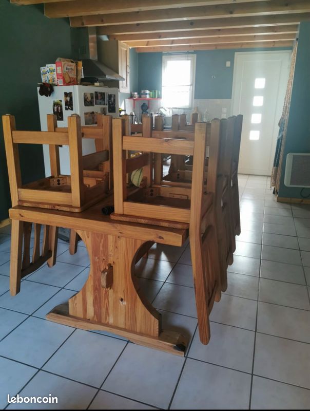 Table en bois massif avec 6 chaises (image 2)
