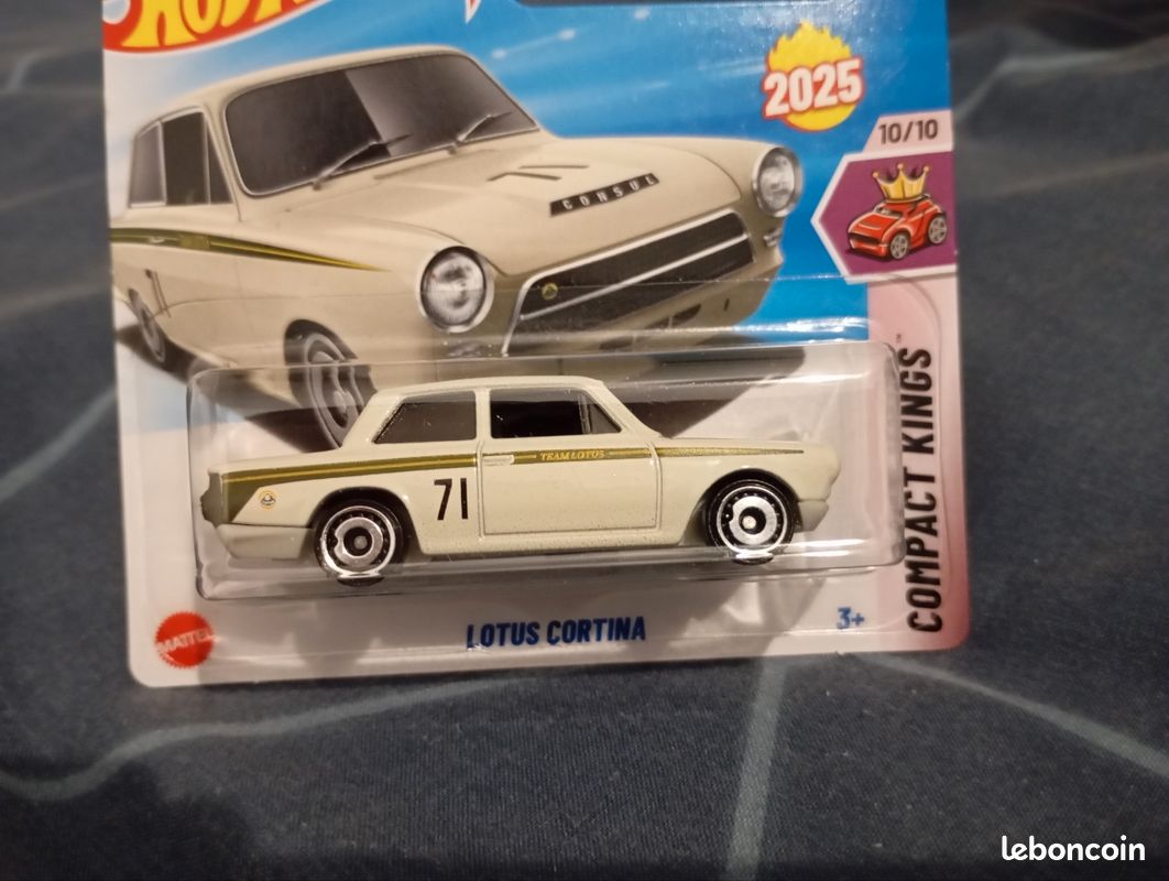 Hot wheels lotus cortina (image 2)