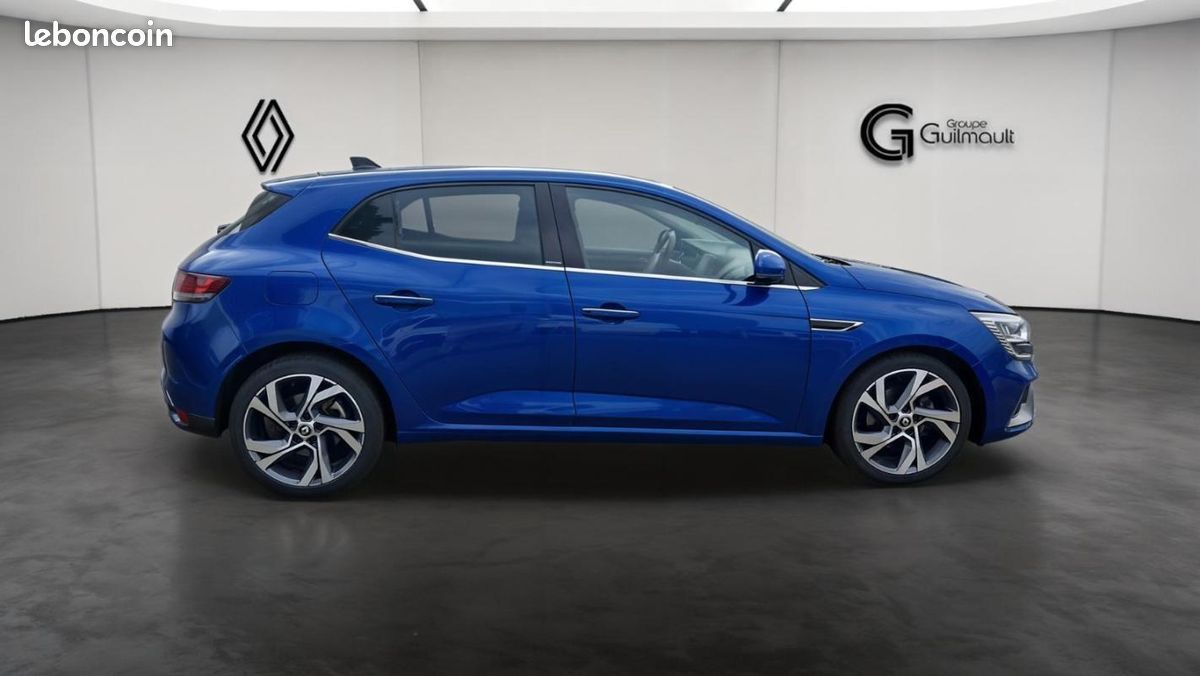 Renault Mégane IV BERLINE E-TECH Plug-In Hybride 160 R.S. Line (image 7)