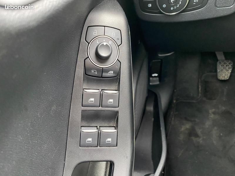 Ford Puma 1.0 Flexifuel 125ch S&S mHEV Titanium (image 19)