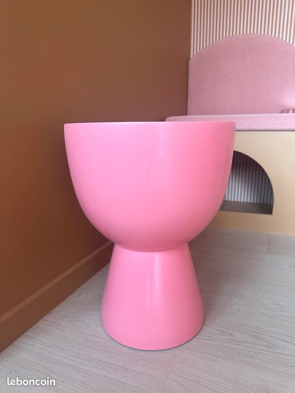 Table d’appoint Polspotten Tip Tap rose clair (image 1)