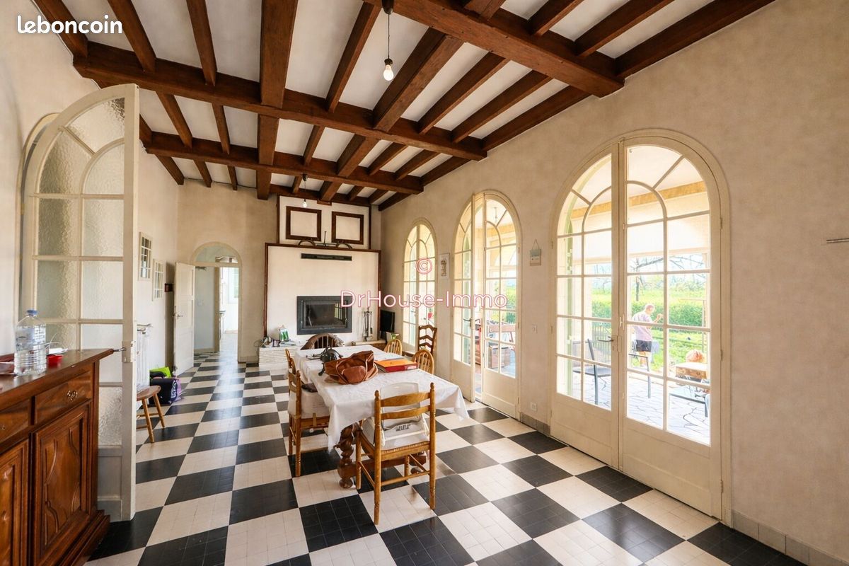 Maison 10 pièces 297 m² · à Saint-Germain-Et-Mons · 297 m² · 295 000 €