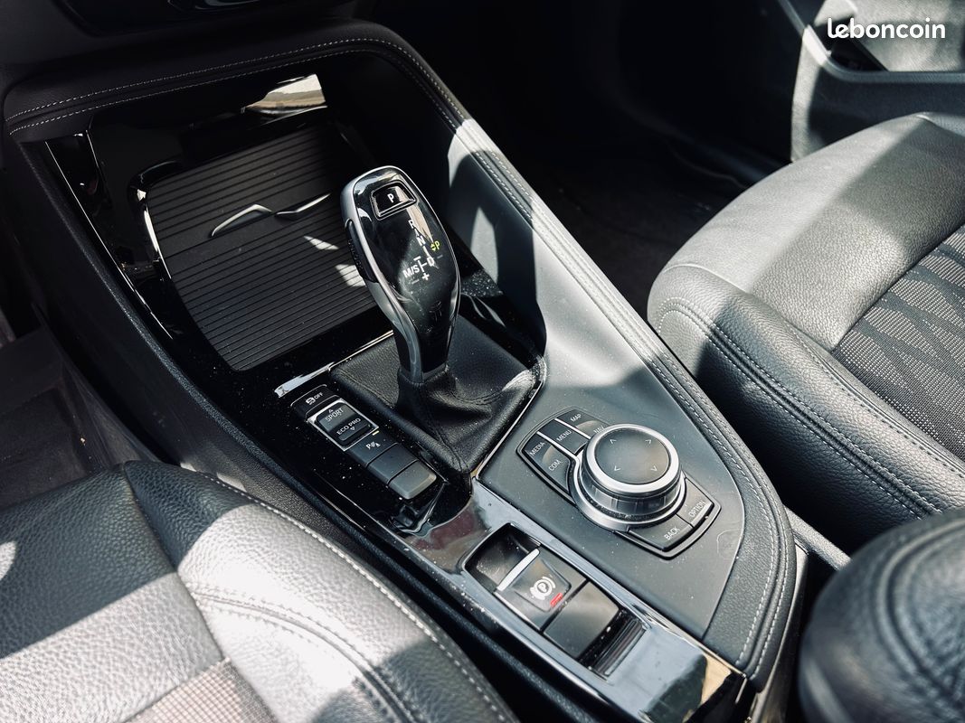 BMW X1 116d xLine 116ch (image 8)