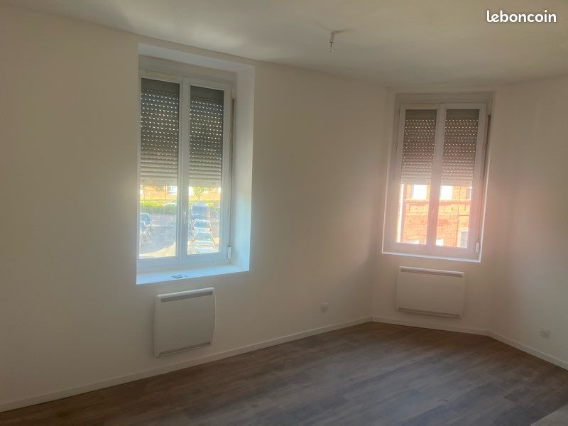 Maison 5 pièces 122 m² · à Croix · 122 m² · 1 100 €/mois