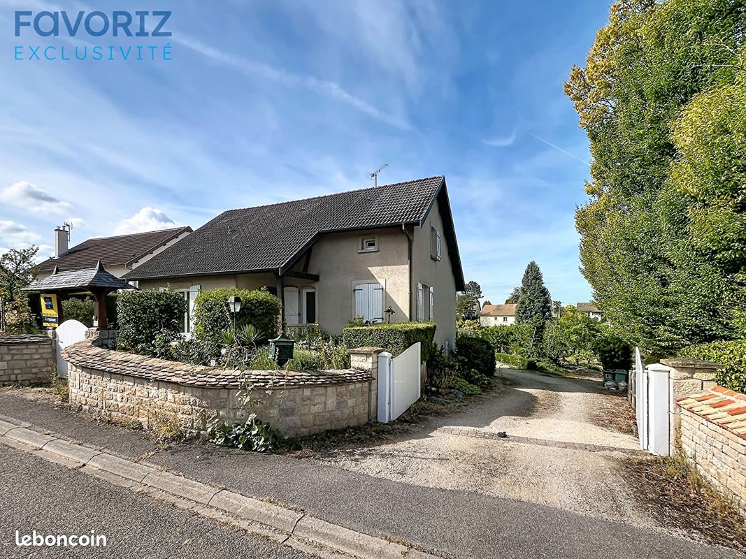 Maison 6 pièces 151 m² · à Neufchâteau · 151 m² · 225 500 €