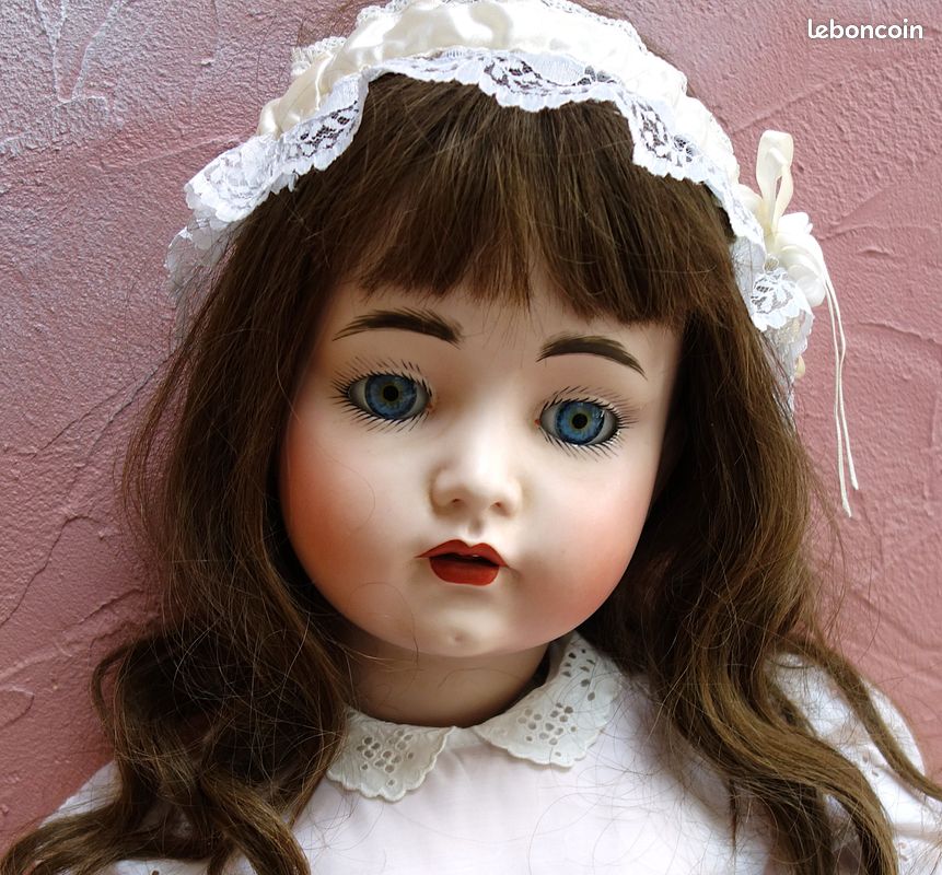 Tête de poupée en porcelaine ancienne Simon Halbig pour