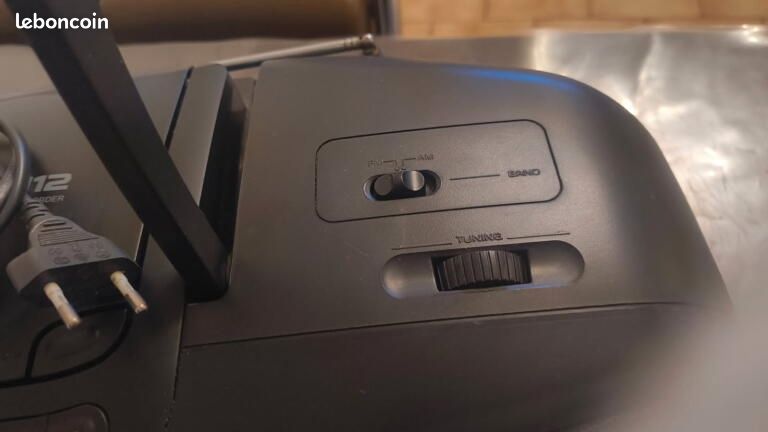 Poste radio,cd et double cassettes audio SONY (image 3)