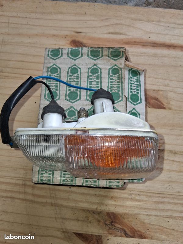 Peugeot 204 feu Clignotant veilleuse complet neuf avant droit (image 2)