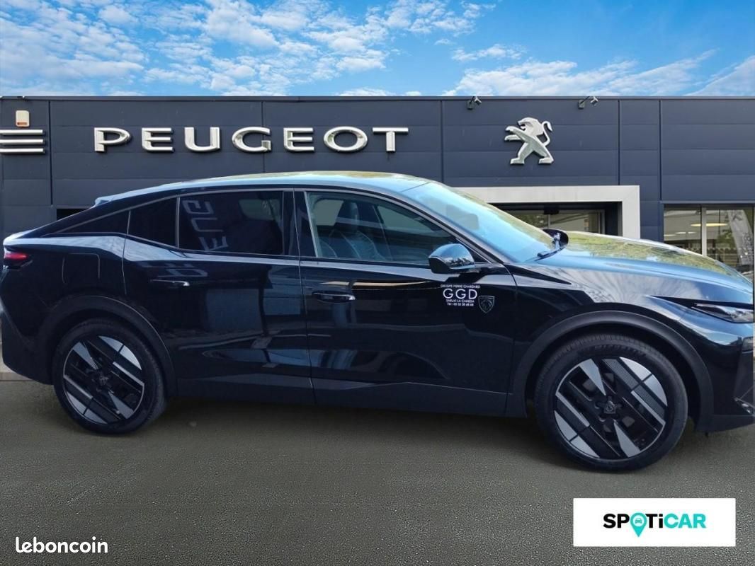 Peugeot 408 Hybrid 145 e-DCS6 GT (image 4)