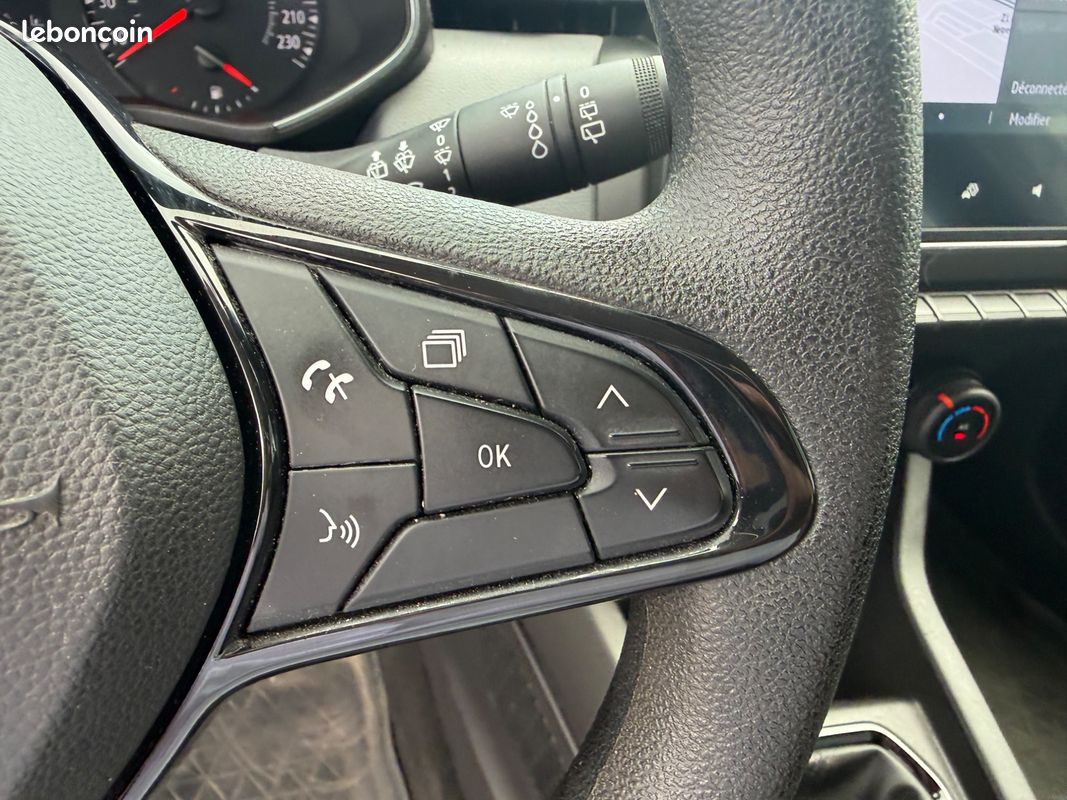 RENAULT CLIO V 1.0 TCE 90CH AIR - GPS - CARPLAY - REGULATEUR / LIMITEUr (image 26)