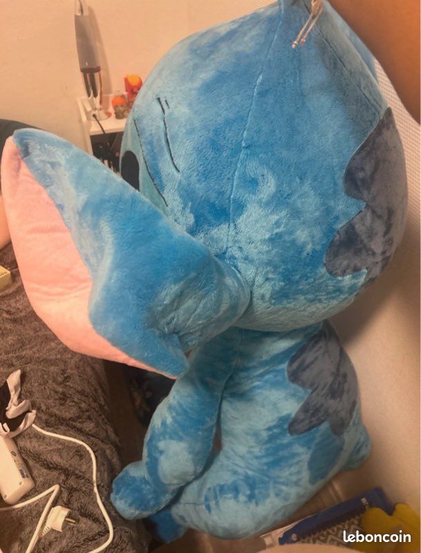 GÉANT doudou Stitch (image 2)