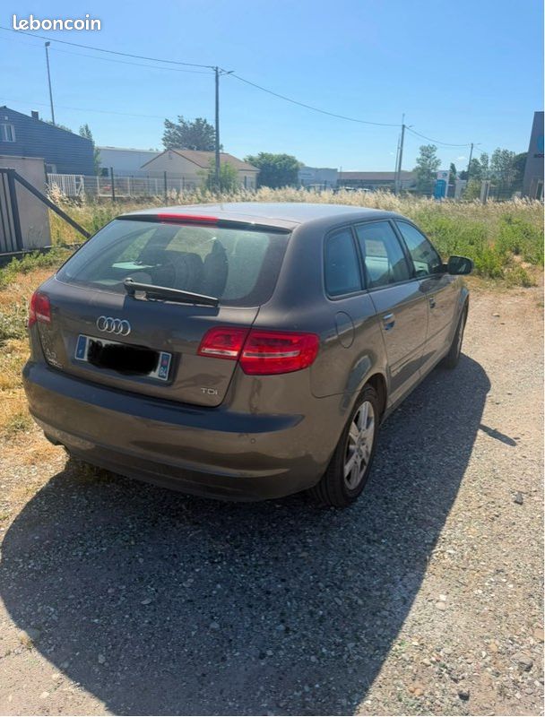 Audi A3 Sportback 1.6 TDI 105 (image 2)
