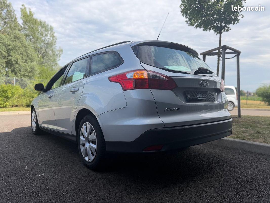Ford Focus III 1.6 TDCI 115CH TREND 5P - 1 ERE MAIN ❗ (image 7)