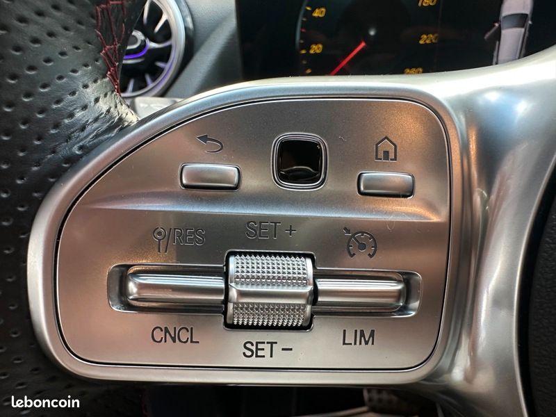 Mercedes Gla 220 d 4MATIC AMG Line (image 16)