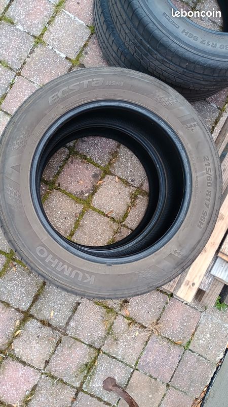 Pneu humho ecsta hs51 215/60 R17 96H (image 2)