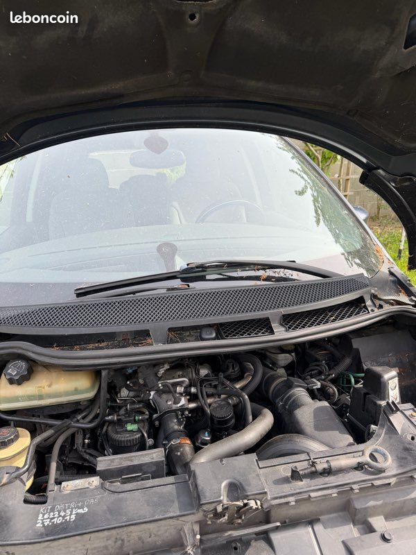 Pièce c8 2l2 hdi (image 2)