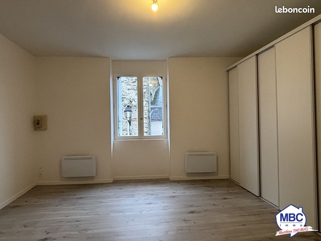 Appartement a louer beaupreau-en-mauges - 4 pièce(s) - 84 m2 - Surfyn
