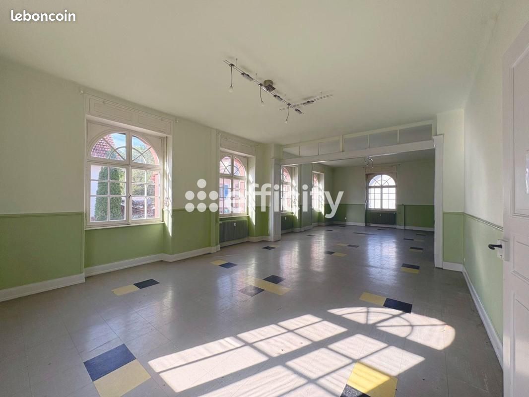 Immeuble 5 pièces 179 m² · à Lembach · 179 m² · 85 000 €