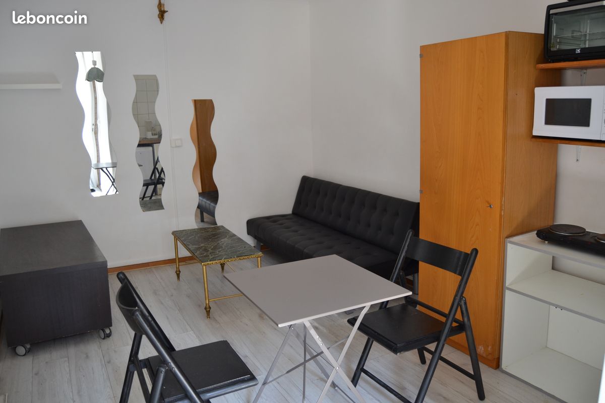 Appartement 1 pièce 21 m² · à Béziers · 21 m² · 350 €