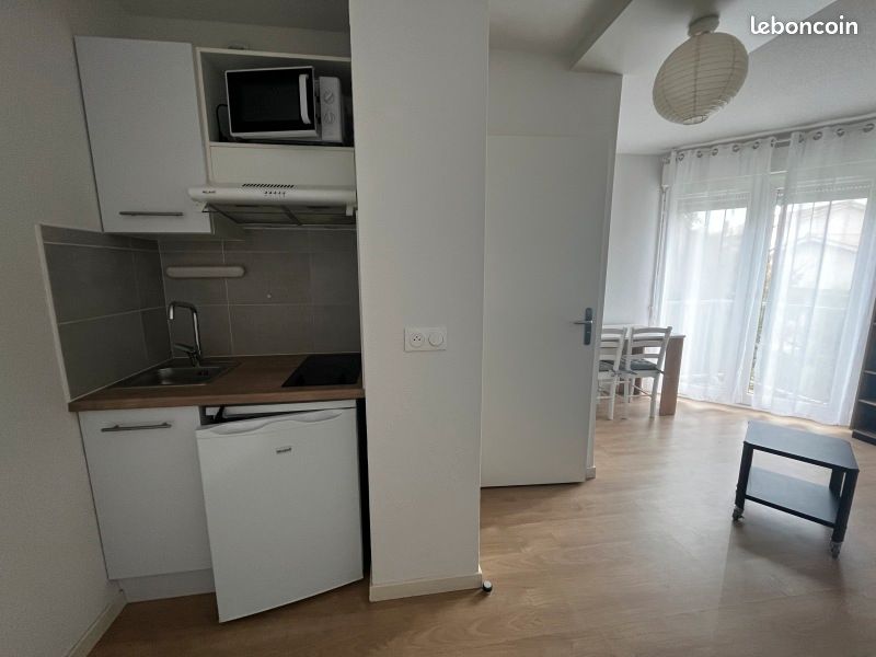 Appartement 1 pièce 18 m² · à Pessac · 18 m² · 635 €/mois