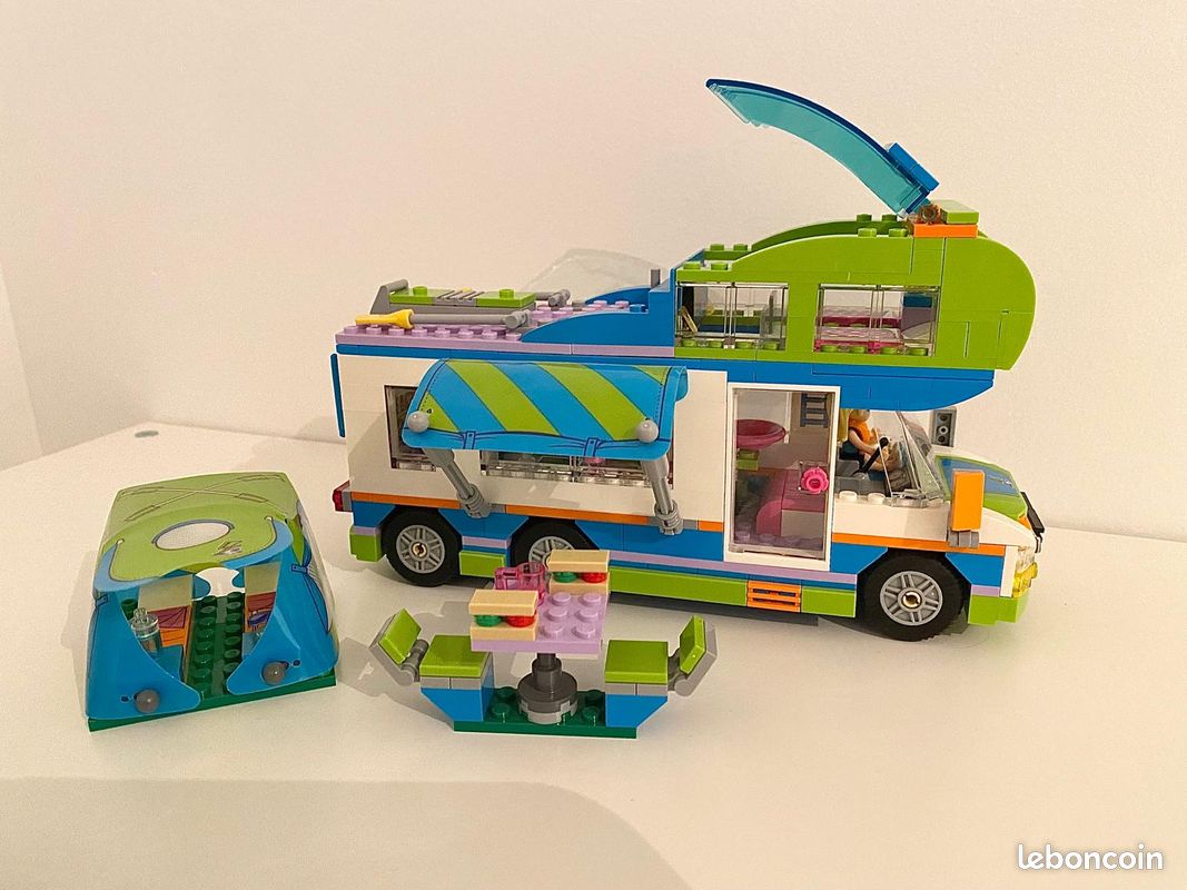 Lego 41339 Mia's Camper Van Lego LEGO 41339 Friends Camper