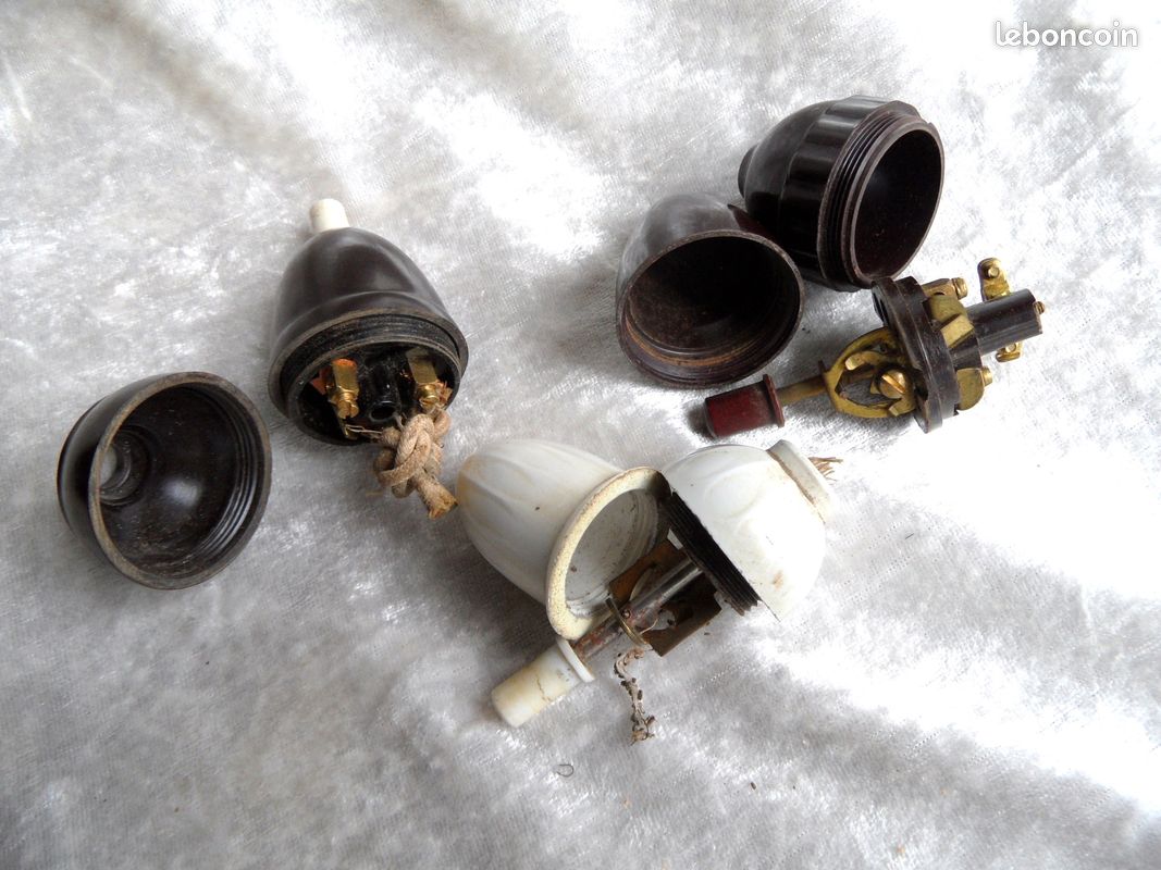Poire électrique ancienne , lot de trois , bakélite (image 5)