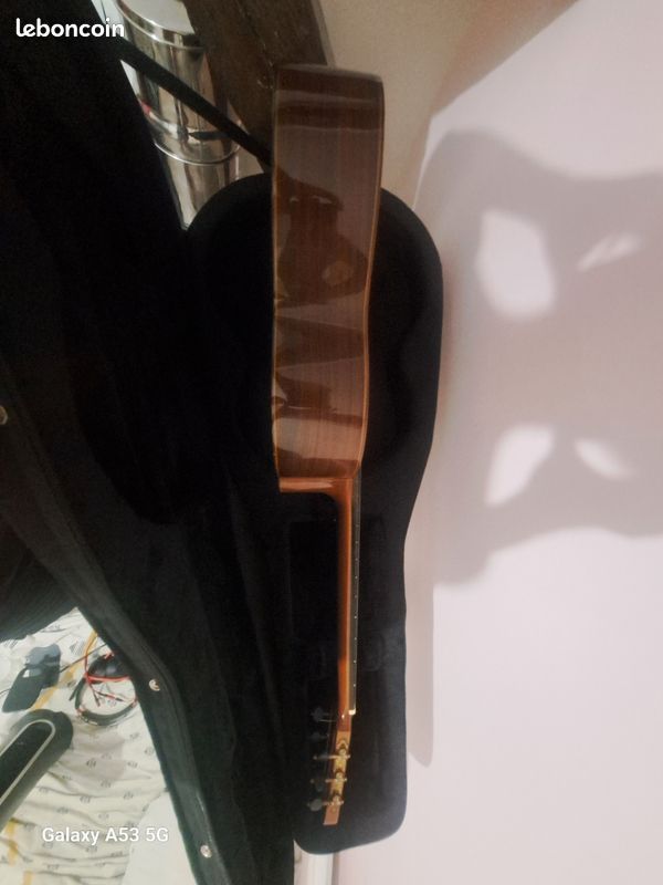 Guitare Classique de Luthier - Gérard Audirac (2010) - Ouïe sur éclisse (image 4)