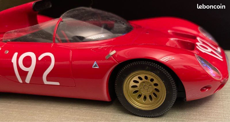 Tecnomodel 1:43 - Voiture De Sport Miniature - Alfa Romeo 33 2 Coupe Stradale 1967 1969 Brilliant Red Fabrique En Usine Ancienne Serie Tres Rare Aujourd Hui