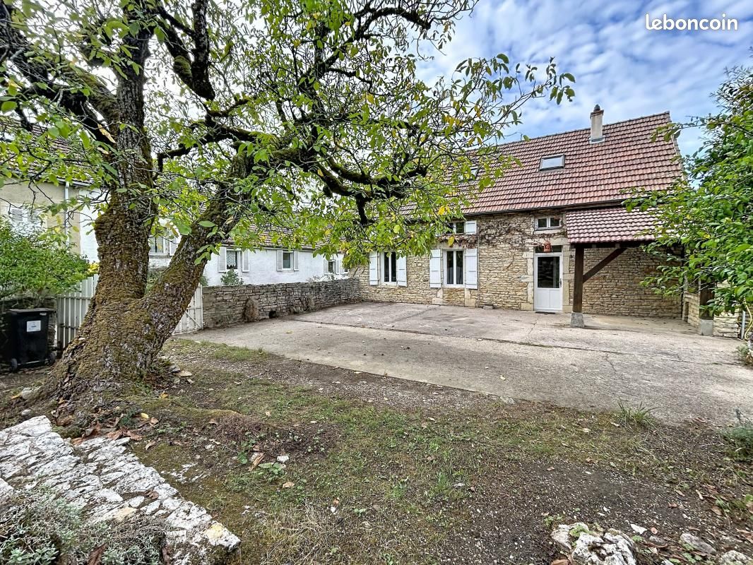 Maison 7 pièces 235 m² · à Meloisey · 235,4 m² · 290 000 €