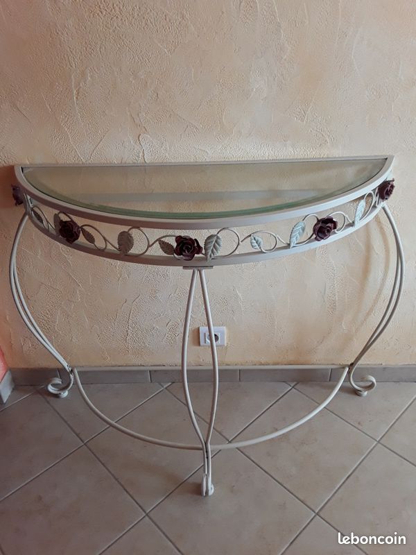 Console (image 1)
