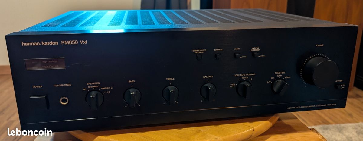 LECTEUR CD COMPACT Harman Kardon HD 710 / boîtier très bon / sans FB