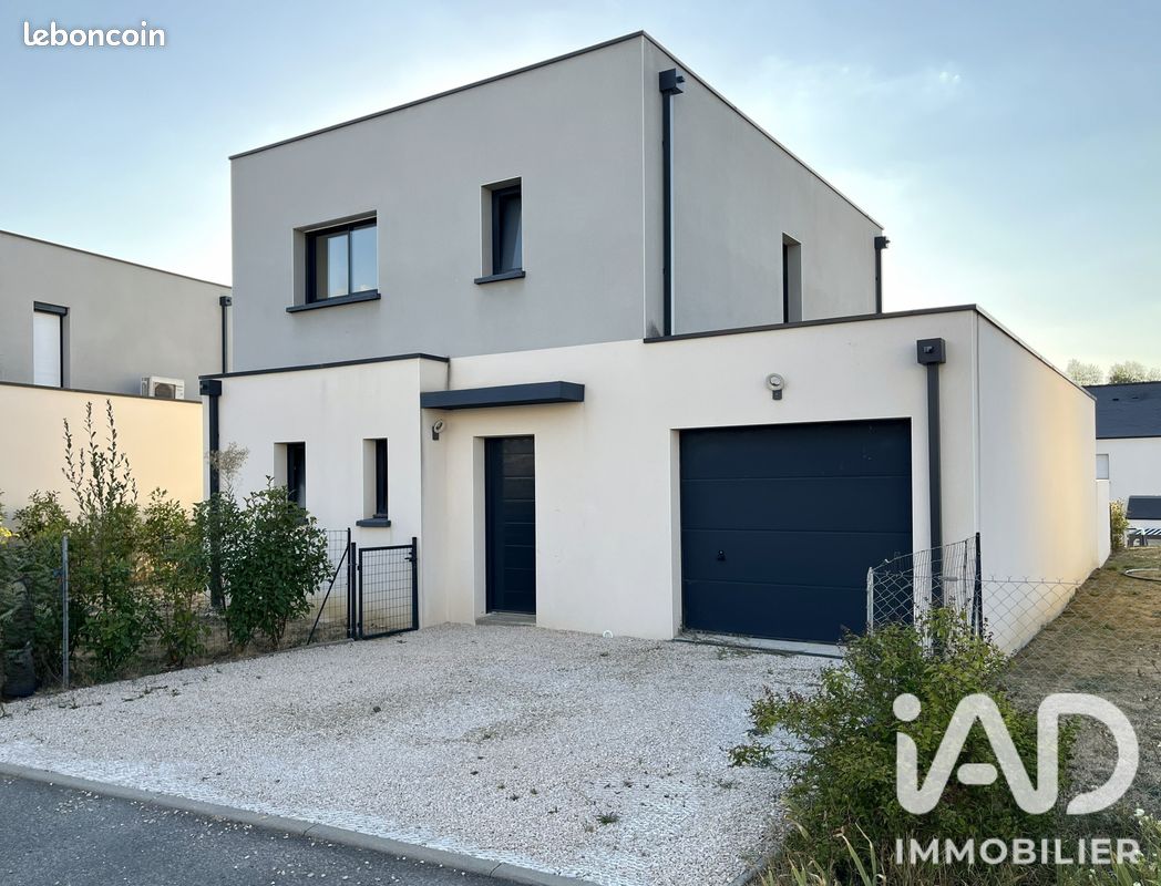 Maison 6 pièces 120 m² · à Montreuil-Juigné · 120 m² · 339 000 €