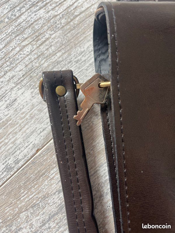 Sac pochette avec sangle vintage marron (image 8)