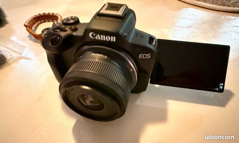 Hybride Canon EOS R10 + Objectifs RF-S 18-45mm et 50mm (Excellent état très peu utilisé comme neuf) (image 1)