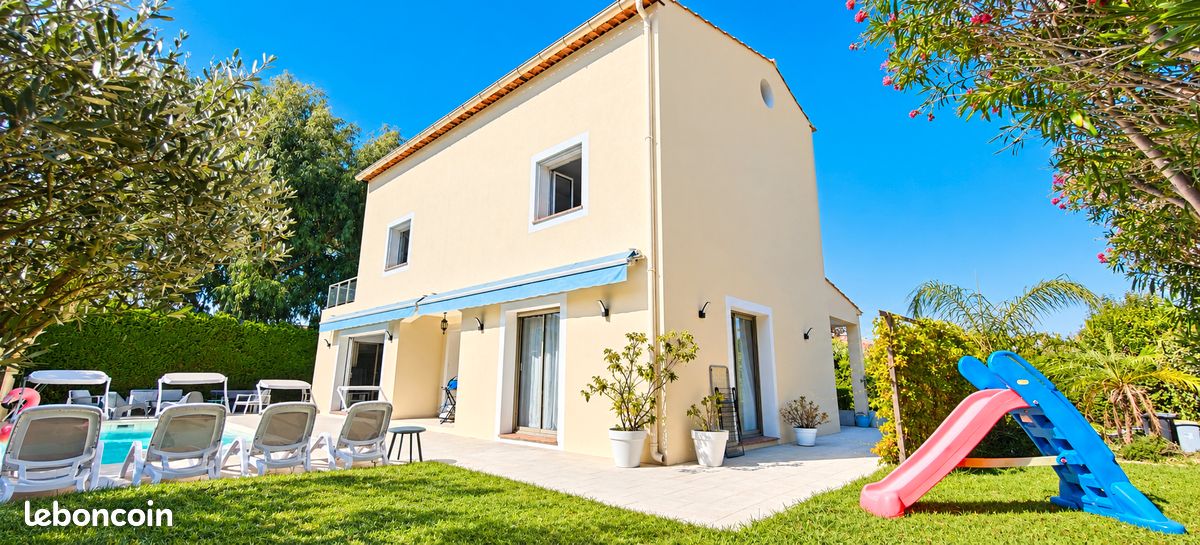 Maison 6 pièces 260 m² · à Antibes · 260 m² · 997 500 €