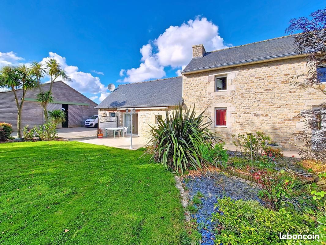 Maison 5 pièces 100 m² · à Plouzévédé · 100 m² · 281 500 €
